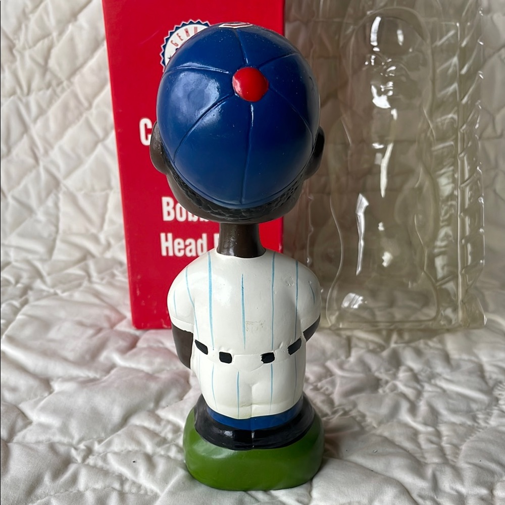 Chicago Cubs Bobblehead Doll - Picture 5 of 9